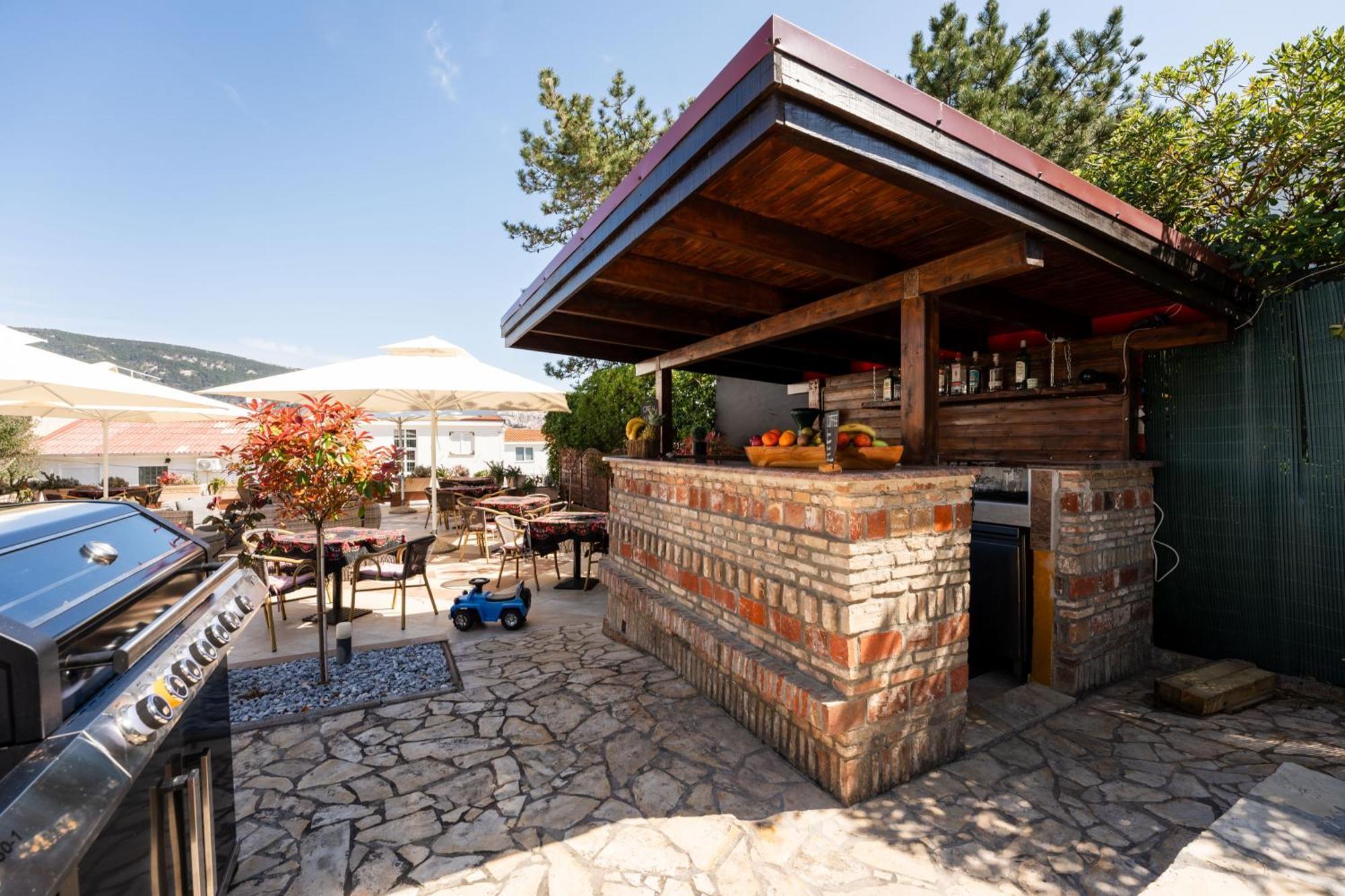 Bed & Breakfast Villa Terezija Baška Exteriör bild